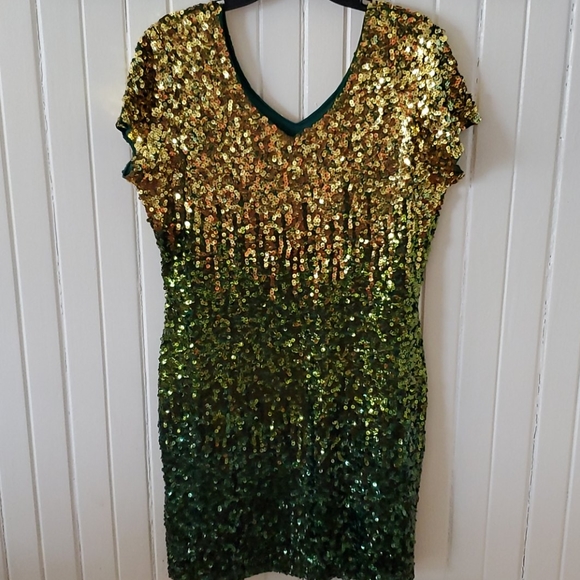 maner Dresses & Skirts - Maner sequin cap sleeve knee length dress sz 2x eu